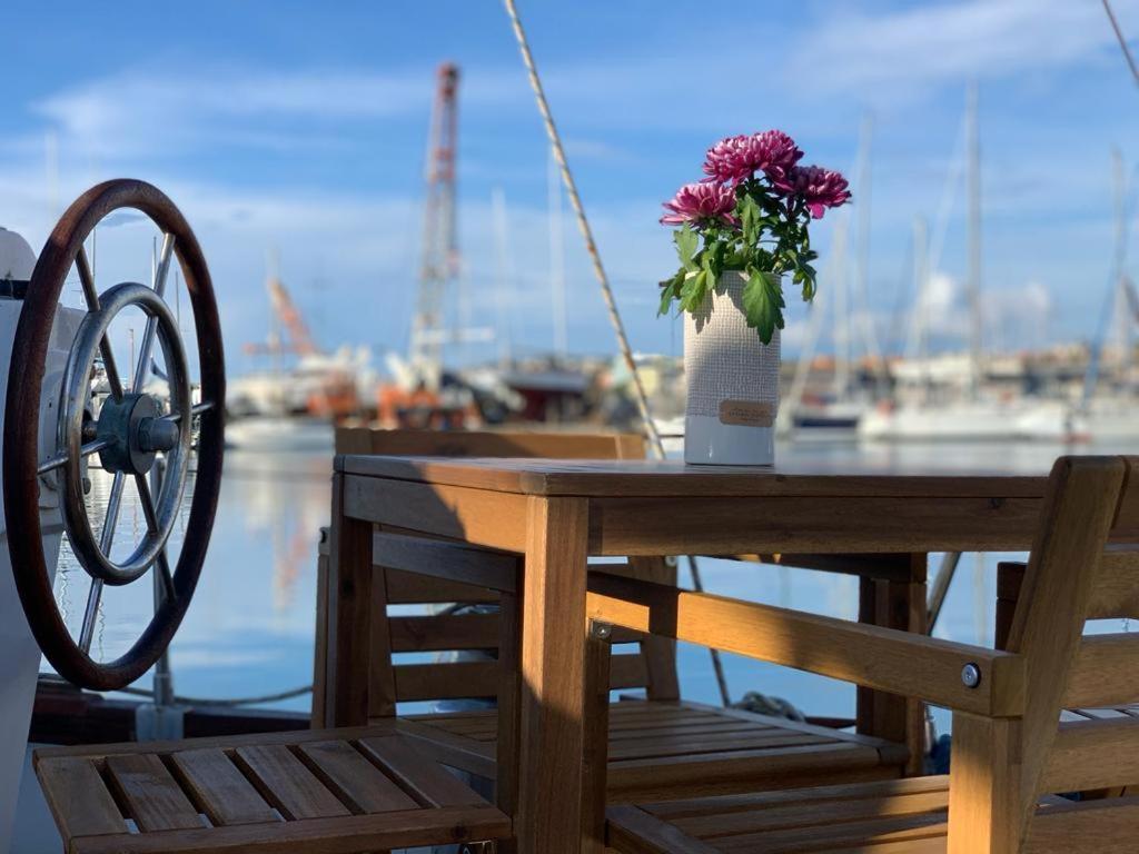 Sailing Nights Boat&Breakfast Hotel Alghero Luaran gambar